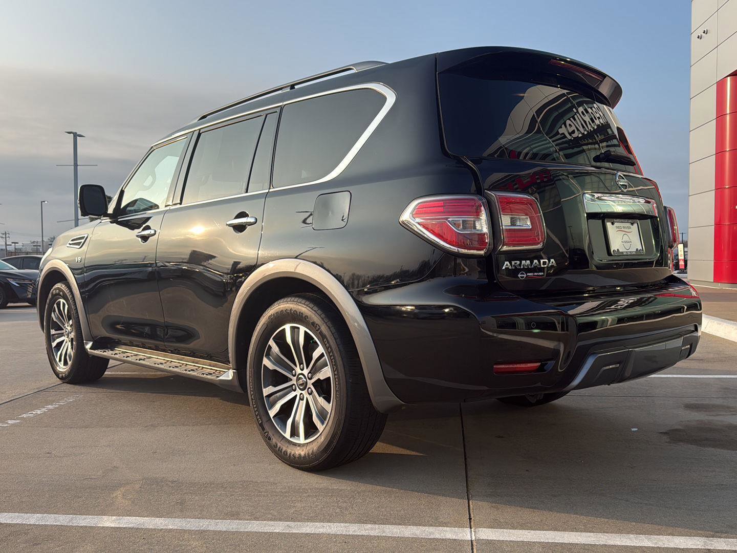 Used 2020 Nissan Armada SL w/ Premium Package image 12