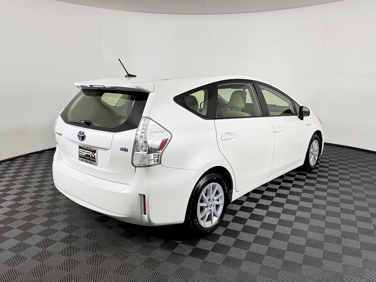 Used 2012 Toyota Prius V Three image 7