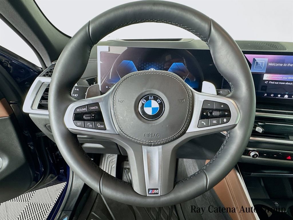Used 2026 BMW X6 xDrive40i w/ Climate Comfort Package image 11