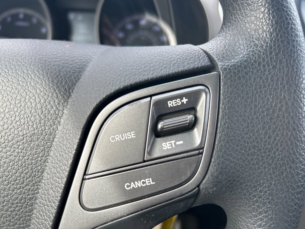 Used 2019 Hyundai Santa Fe XL SE image 18