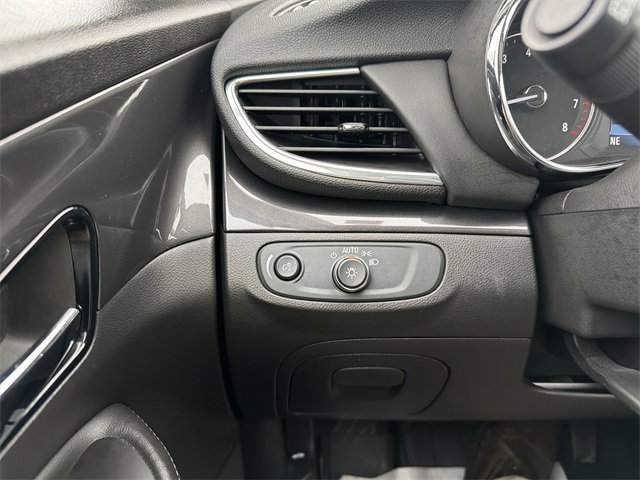 Used 2022 Buick Encore Preferred w/ Safety Package image 18