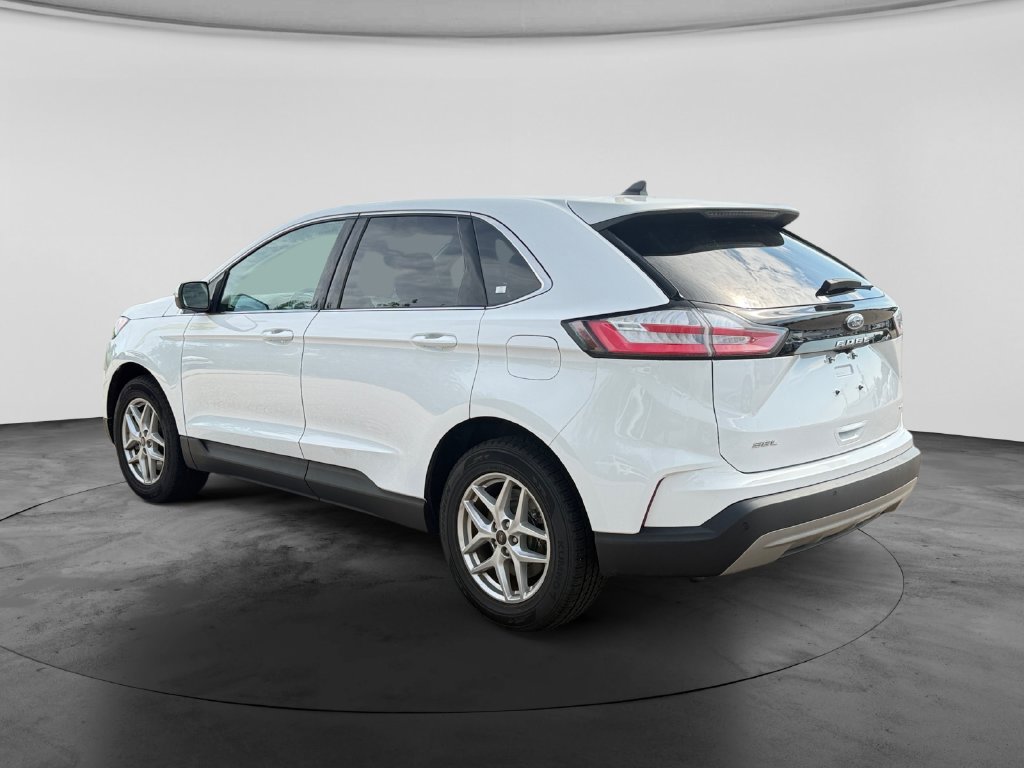 Used 2024 Ford Edge SEL AWD/4WD image 7