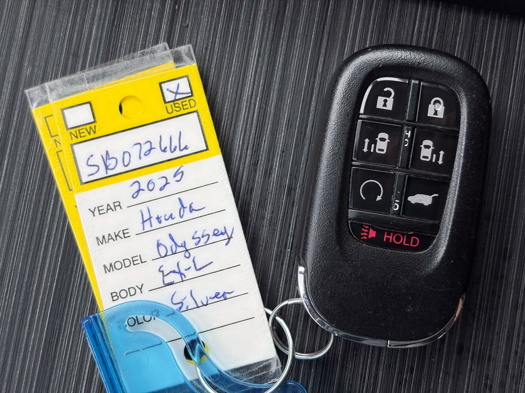 Used 2025 Honda Odyssey EX-L image 42