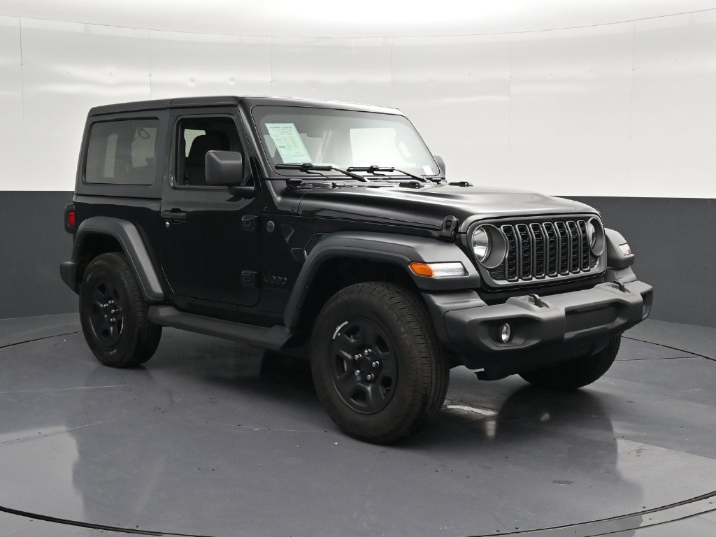 Used 2026 Jeep Wrangler Sport AWD/4WD image 5