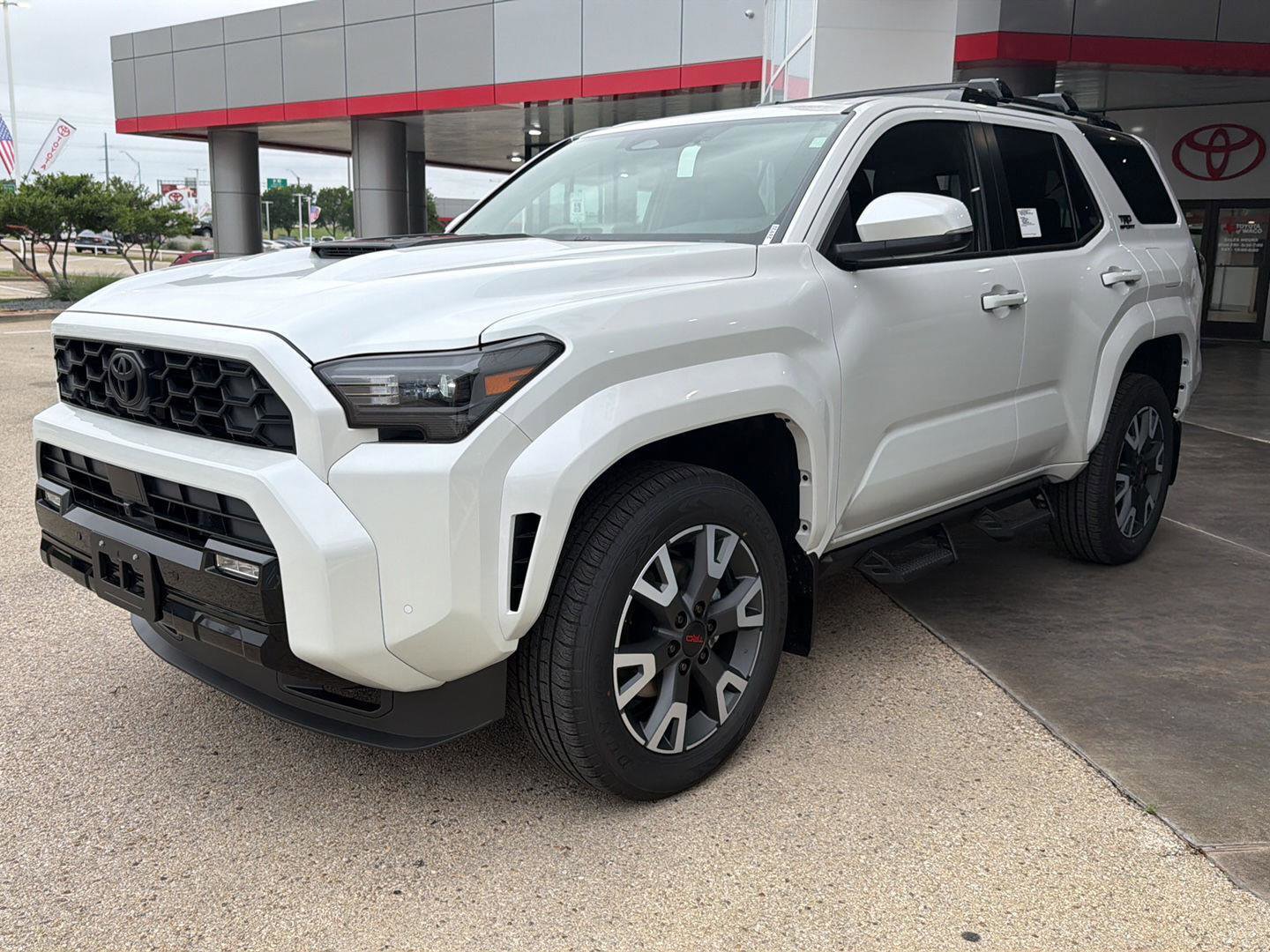 New 2026 Toyota 4Runner TRD Sport AWD/4WD image 3