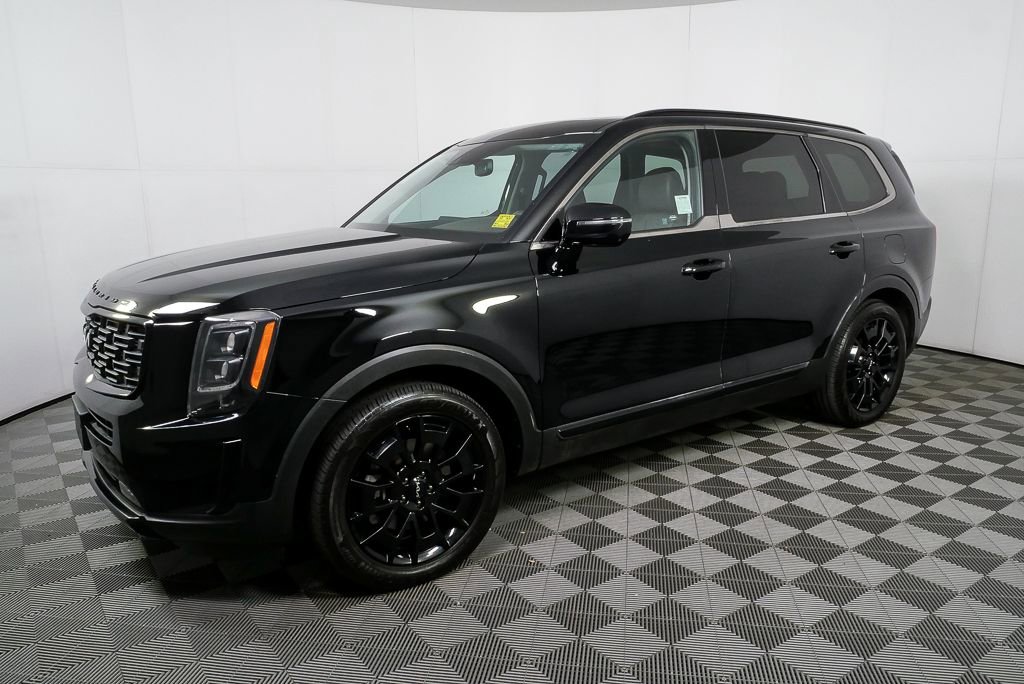Used 2022 Kia Telluride SX w/ Nightfall Edition Package image 28