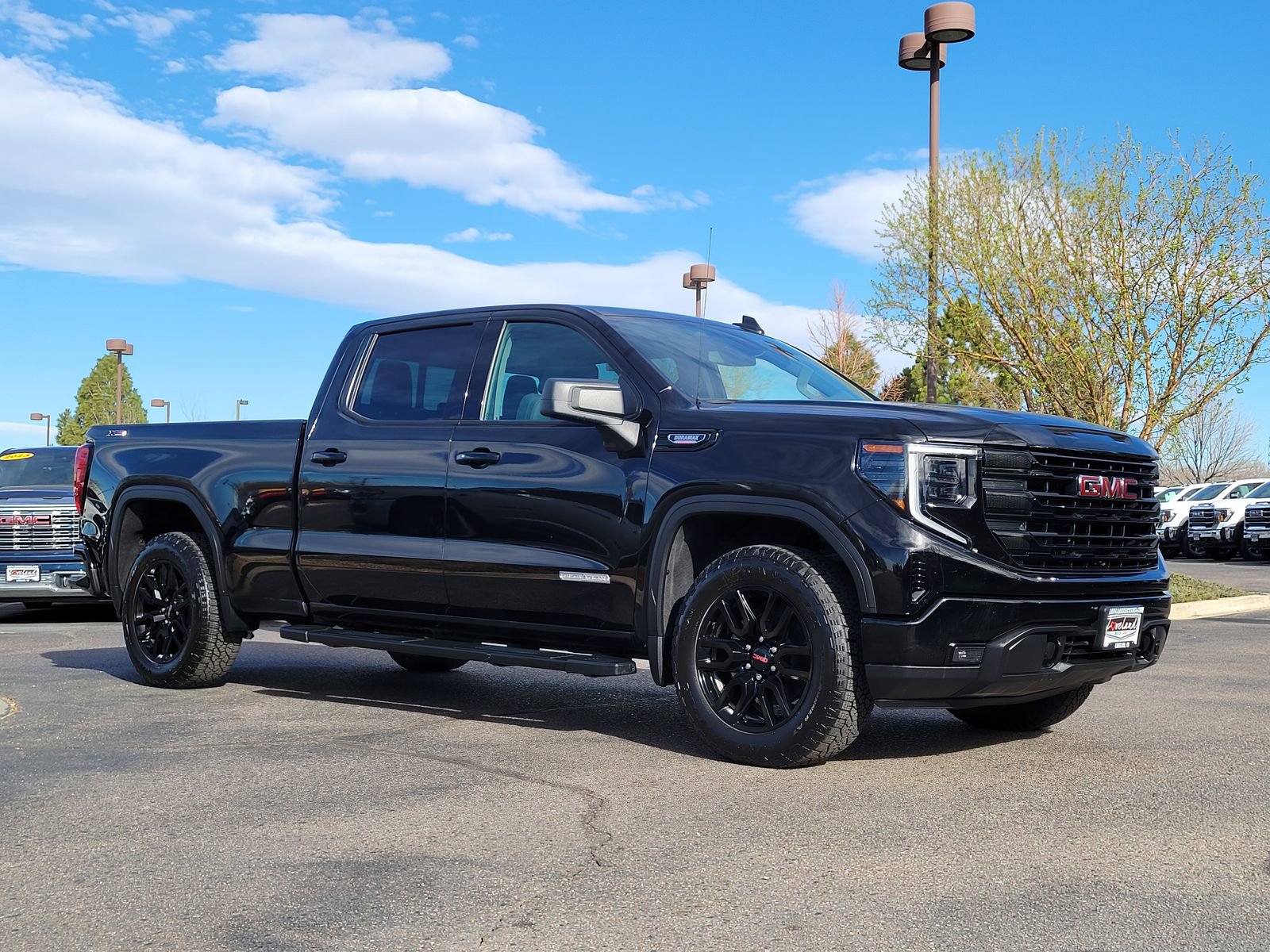 Used 2025 GMC Sierra 1500 Elevation w/ Preferred Package image 1
