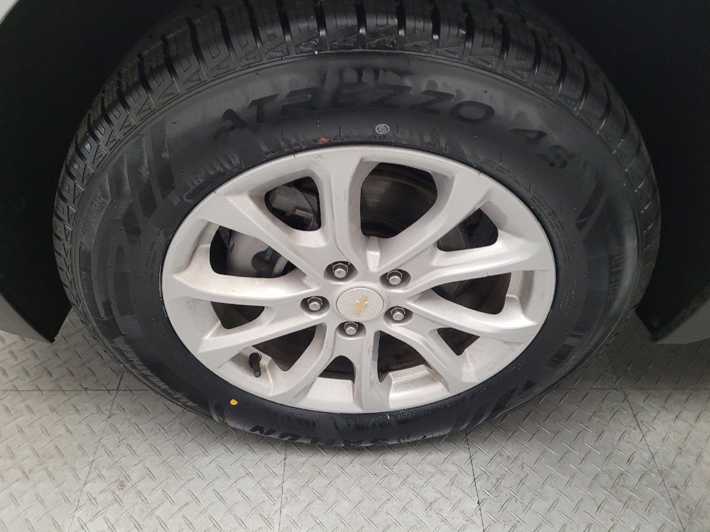 Used 2021 Chevrolet Equinox LT w/ Driver Convenience Package image 31