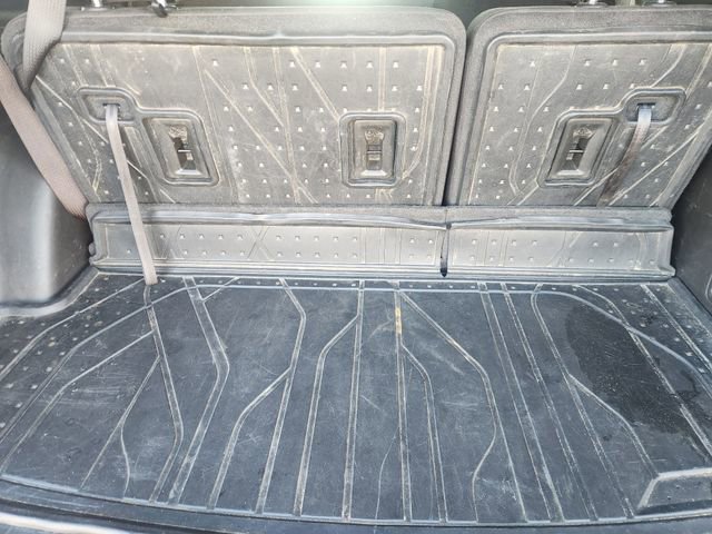 Used 2023 Chevrolet Traverse LT w/ LPO, Floor Liner Package image 35
