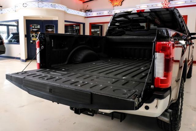 Used 2019 Ford F250 Lariat w/ Lariat Ultimate Package AWD/4WD image 61