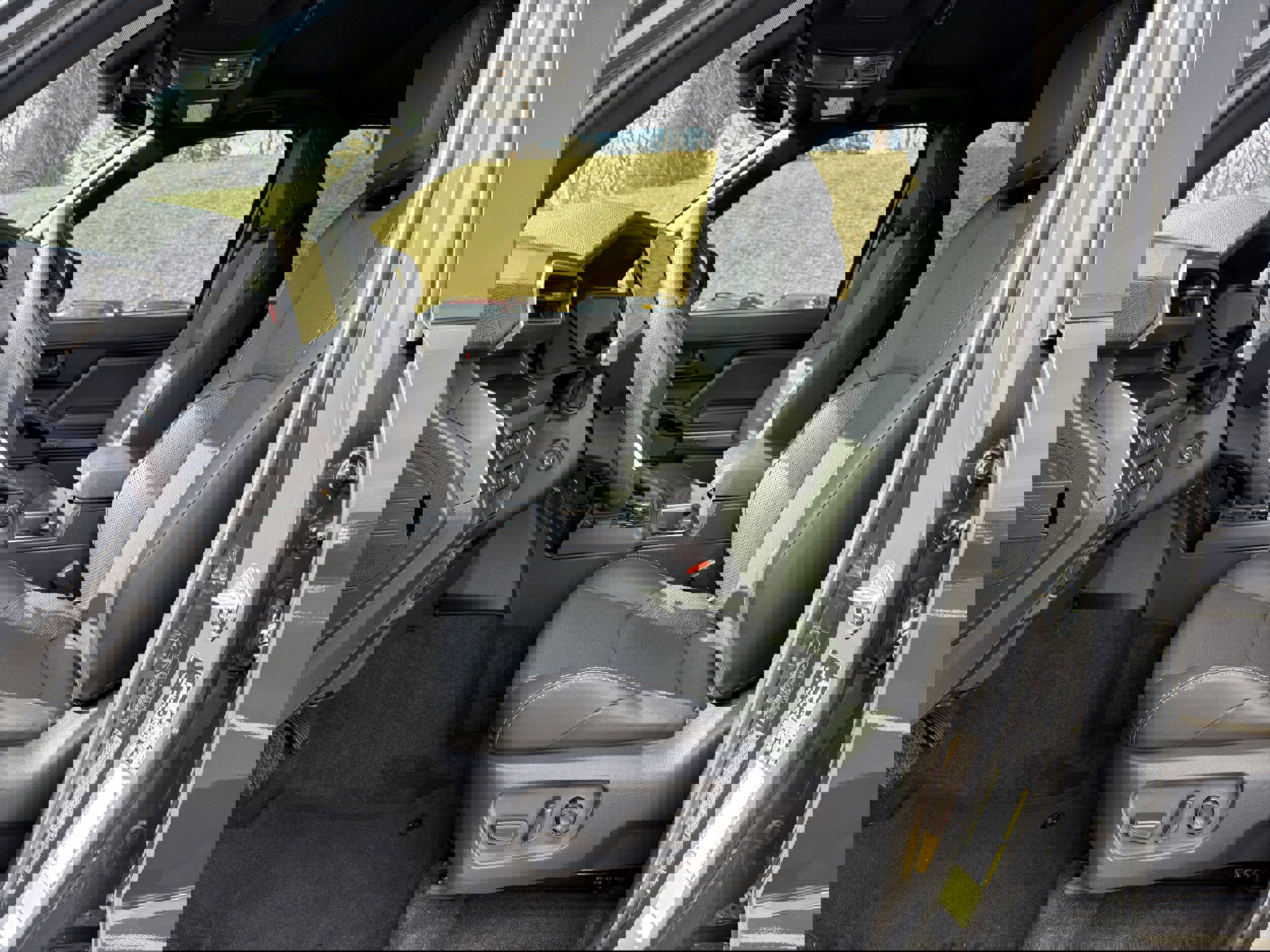 Used 2025 Toyota 4Runner TRD Off-Road Premium image 28