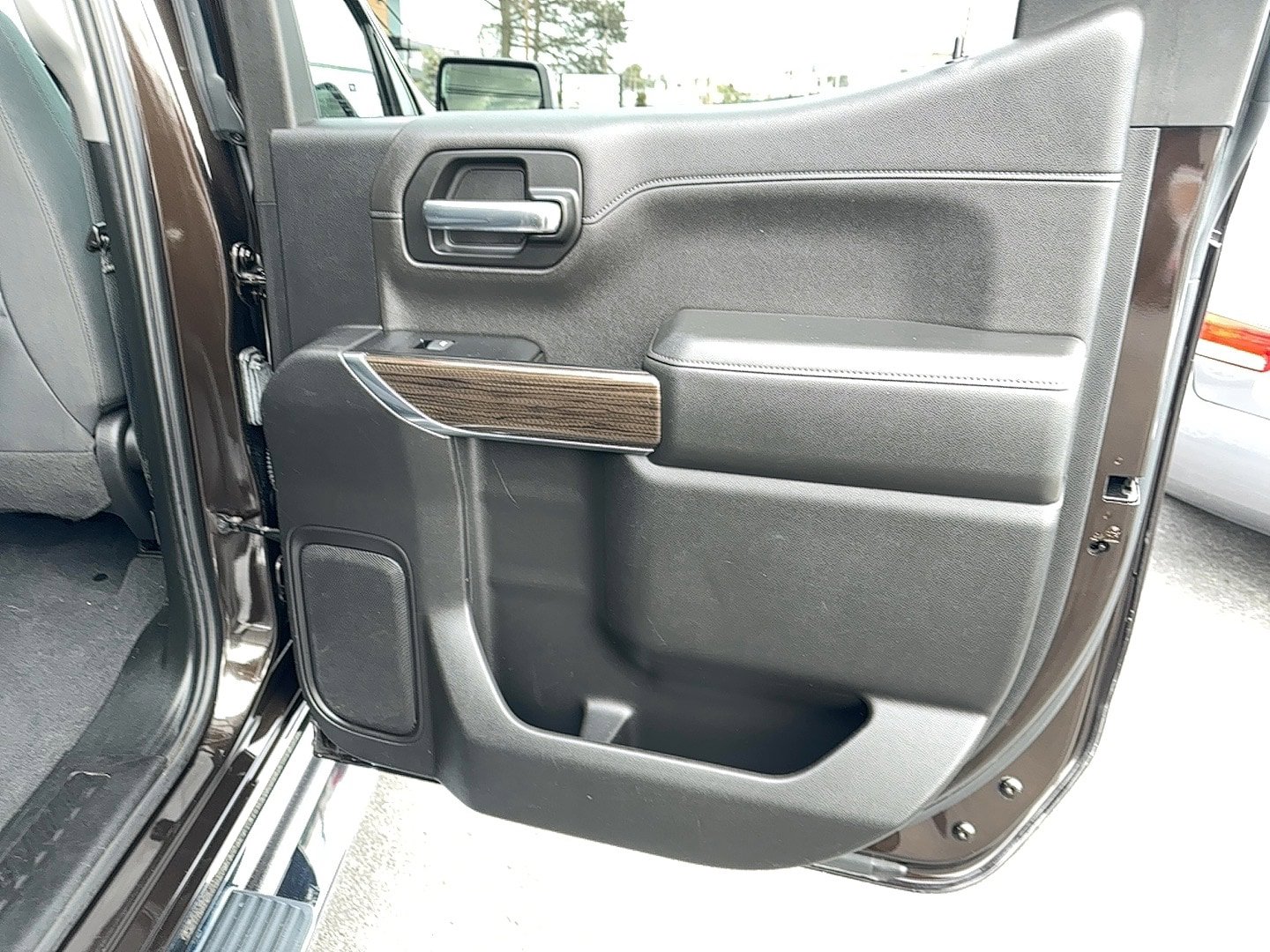Used 2019 Chevrolet Silverado 1500 RST AWD/4WD image 23