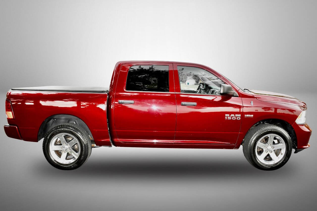 Used 2016 RAM 1500 Express AWD/4WD image 8