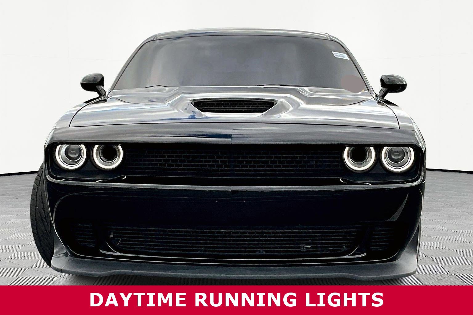Used 2020 Dodge Challenger R/T image 2