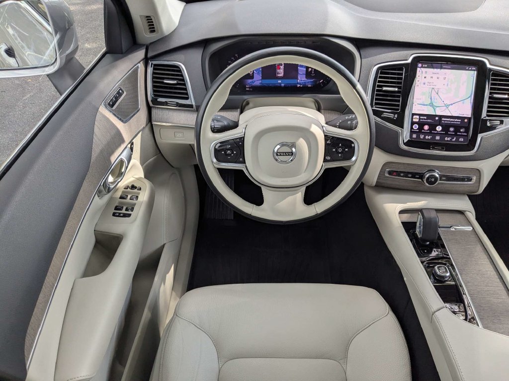 Certified 2023 Volvo XC90 B5 Plus w/ Protection Package Premier AWD/4WD image 21