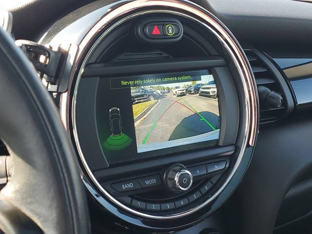 Used 2020 MINI Cooper 4-Door Hardtop FWD image 16