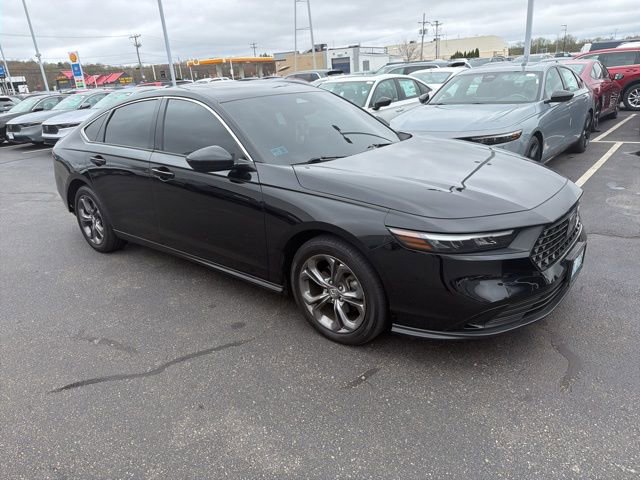 Used 2023 Honda Accord EX image 1