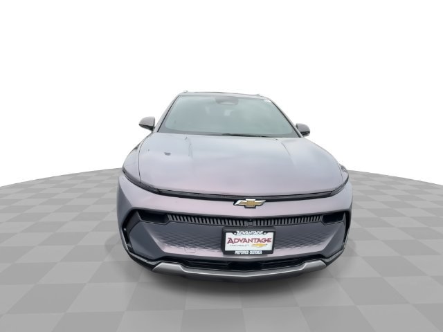 Used 2024 Chevrolet Equinox EV LT FWD image 3