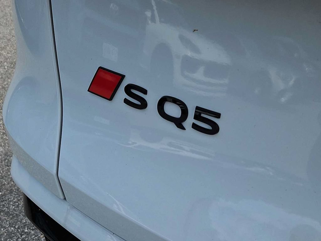 New 2026 Audi SQ5 Premium Plus AWD/4WD image 5