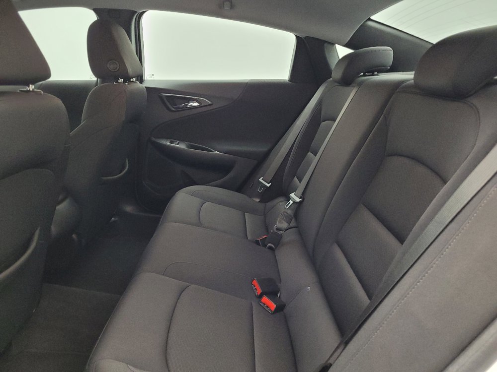 Used 2022 Chevrolet Malibu LS FWD image 18