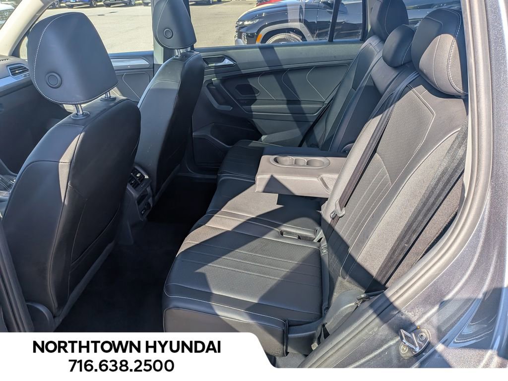 Used 2022 Volkswagen Tiguan SE image 30