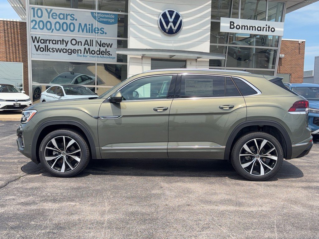 New 2026 Volkswagen Atlas Cross Sport SEL Premium R-Line AWD/4WD image 2