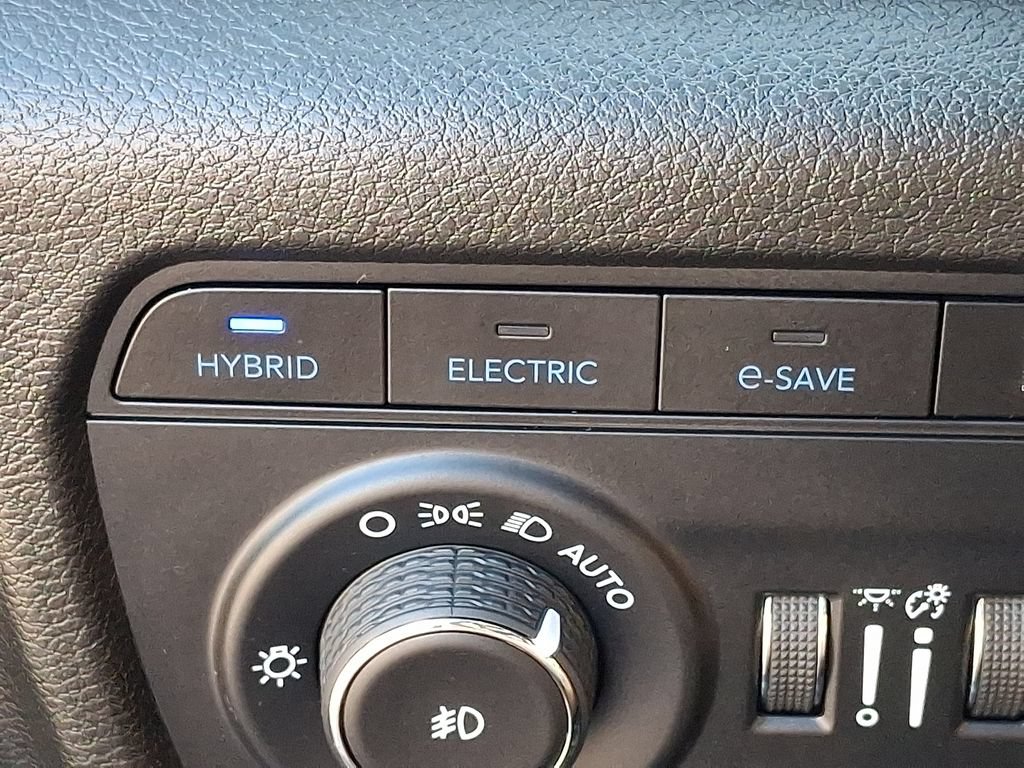 Used 2023 Jeep Grand Cherokee Summit w/ Advanced Protech Group IV AWD/4WD image 27