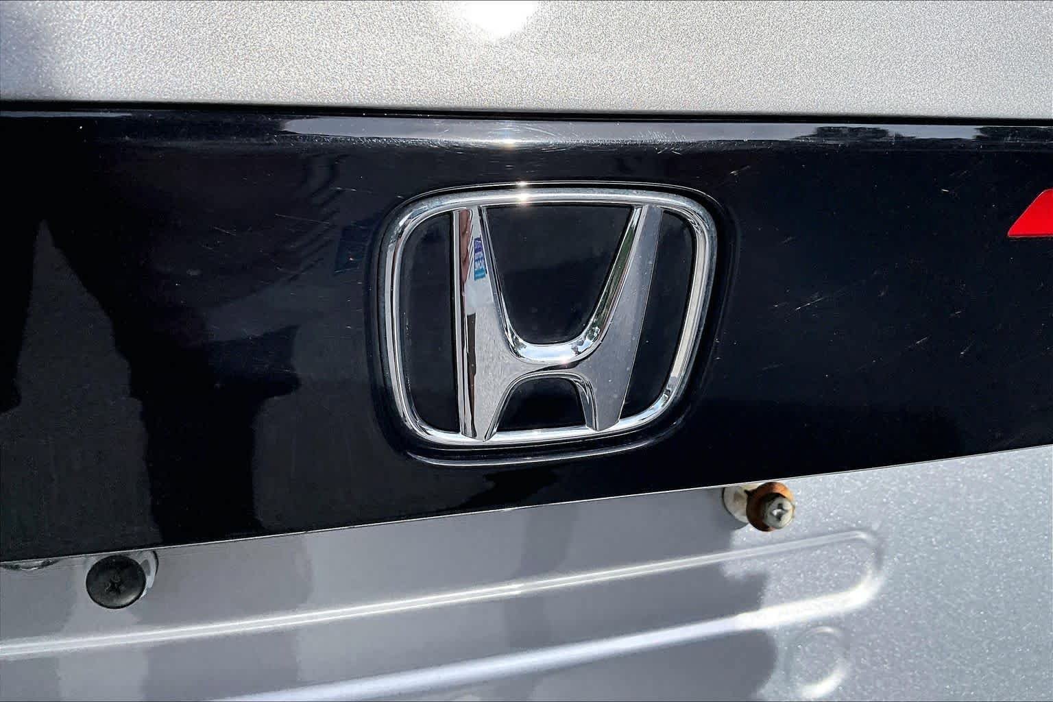 Used 2025 Honda Accord SE image 31