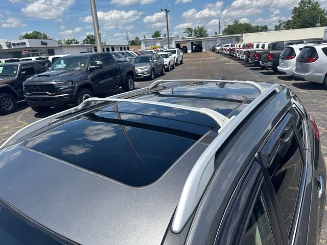 Used 2017 Nissan Rogue SL w/ SL Premium Package FWD image 10
