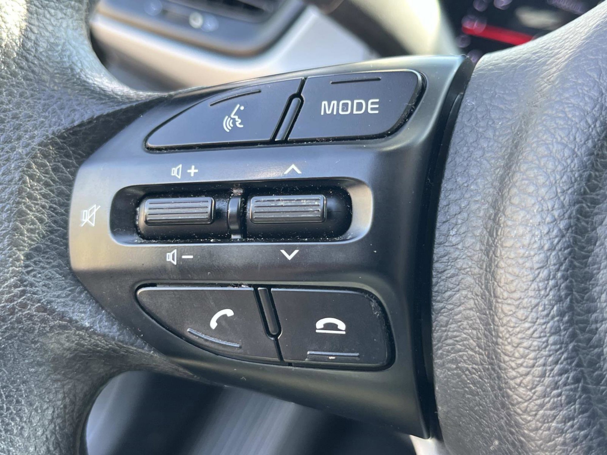 Used 2022 Kia Rio S image 24