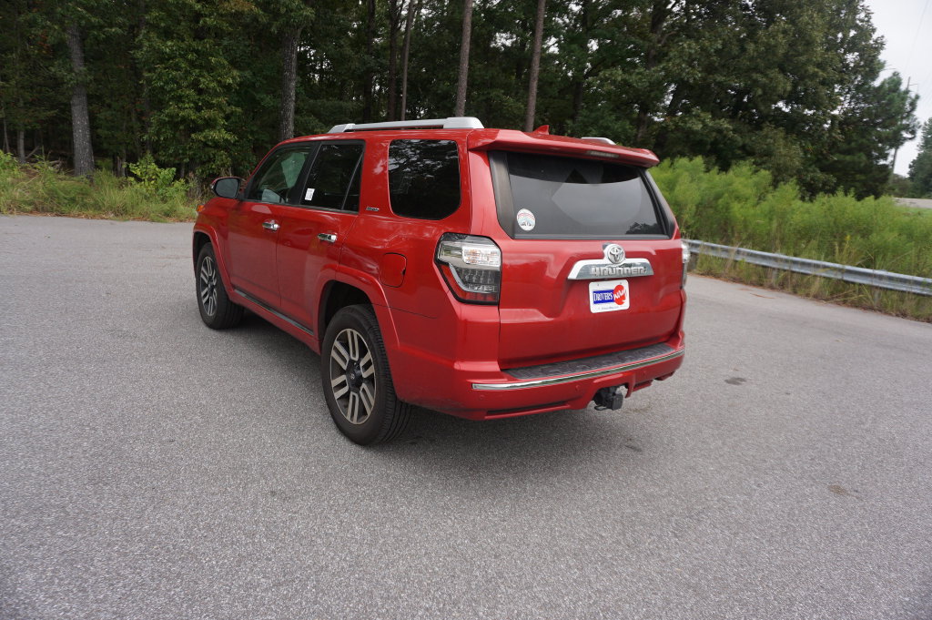 Used 2022 Toyota 4Runner Limited AWD/4WD image 22