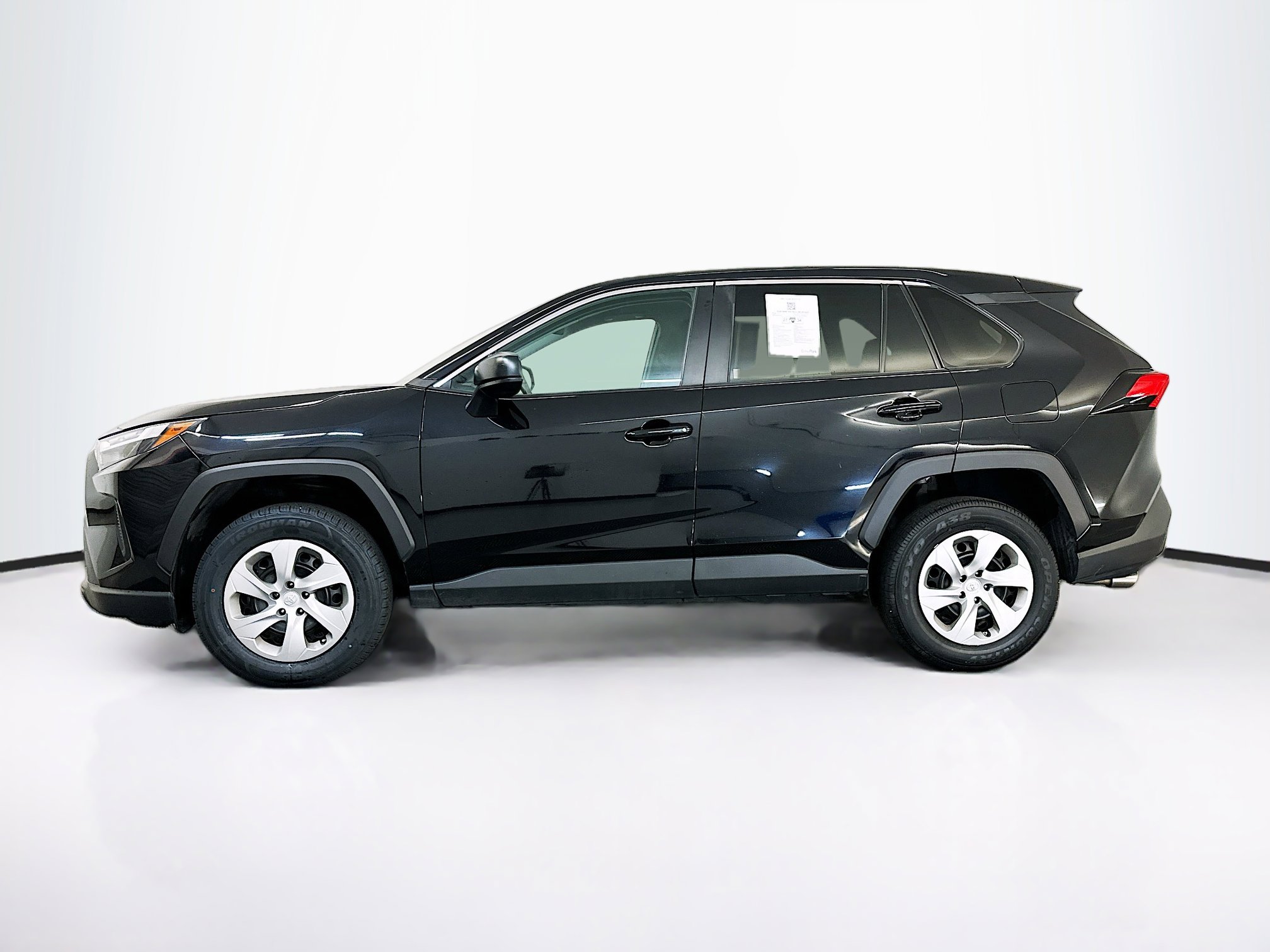 Used 2024 Toyota RAV4 LE image 4