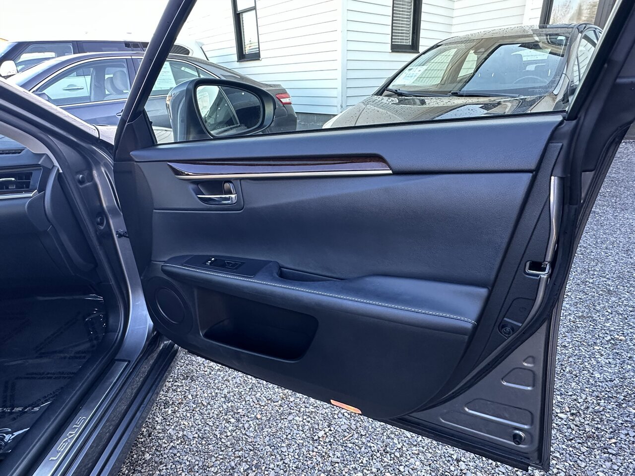 Used 2013 Lexus ES 350 w/ Luxury Pkg FWD image 21