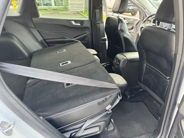 Used 2025 Ford Escape Platinum AWD/4WD image 28