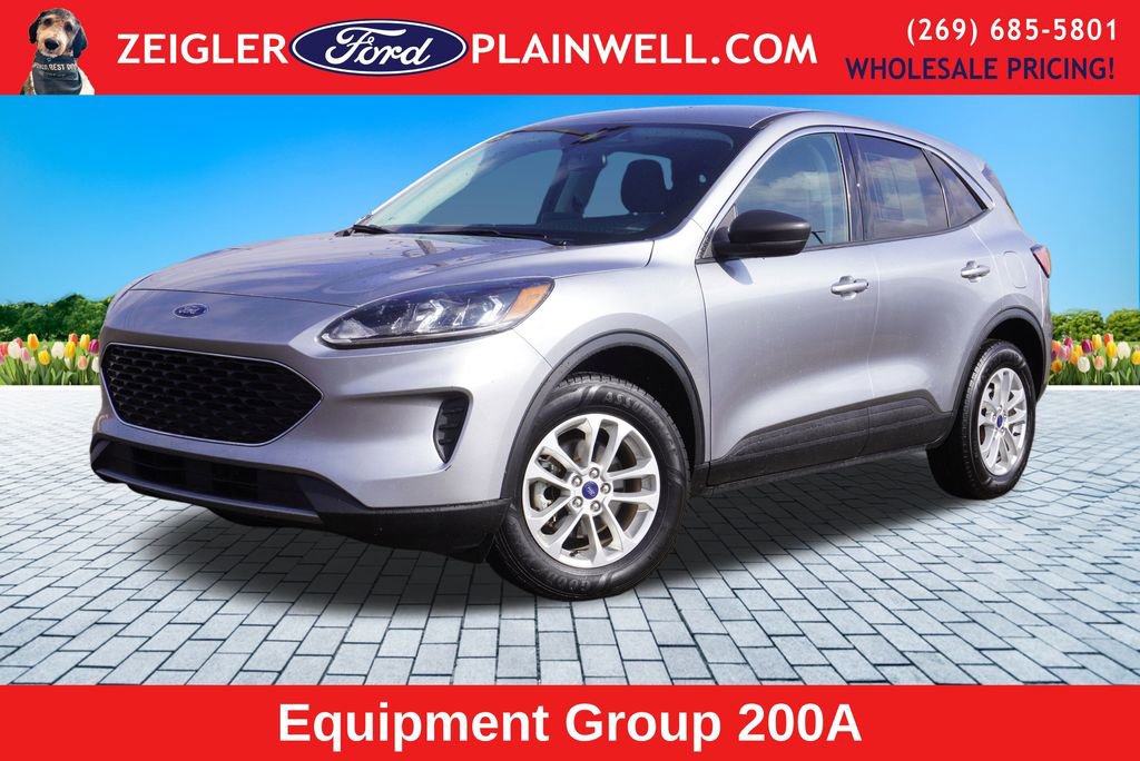 Used 2022 Ford Escape SE w/ Cold Weather Package