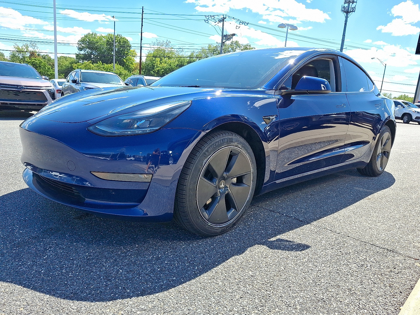 Used 2023 Tesla Model 3 Standard Range RWD image 3