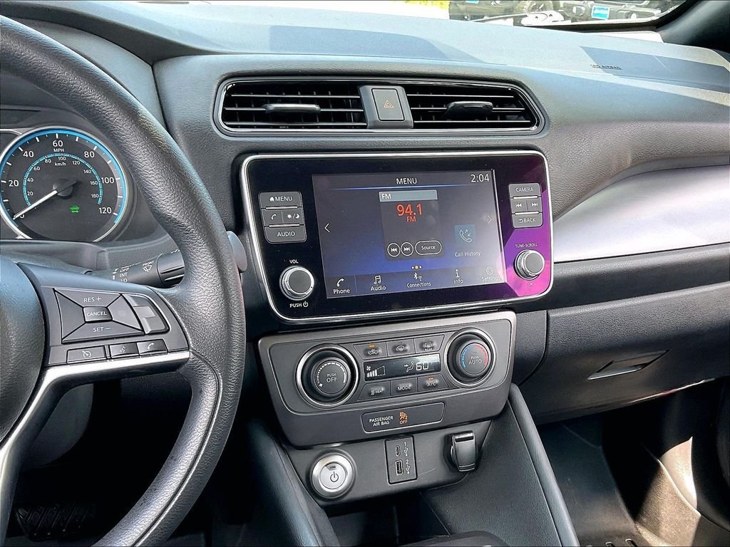Used 2022 Nissan Leaf S FWD image 17