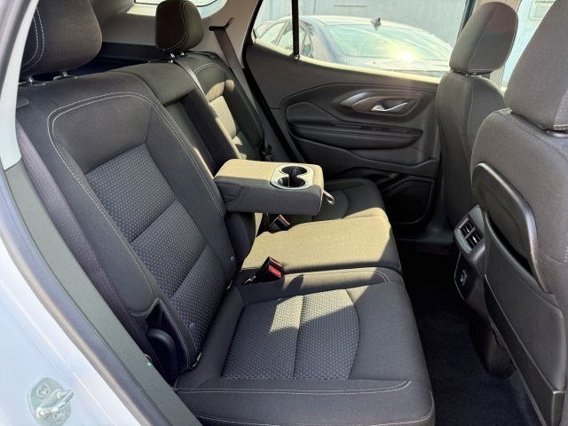 Used 2022 GMC Terrain SLE w/ Driver Convenience Package AWD/4WD image 15