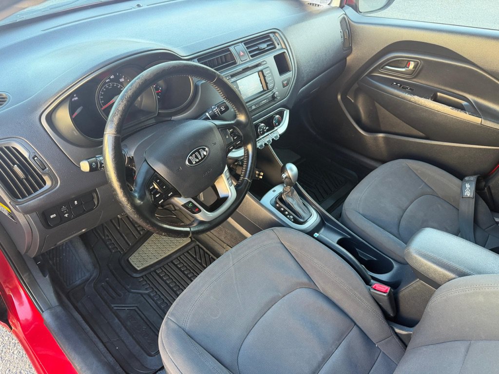 Used 2015 Kia Rio EX w/ Convenience Package FWD image 9