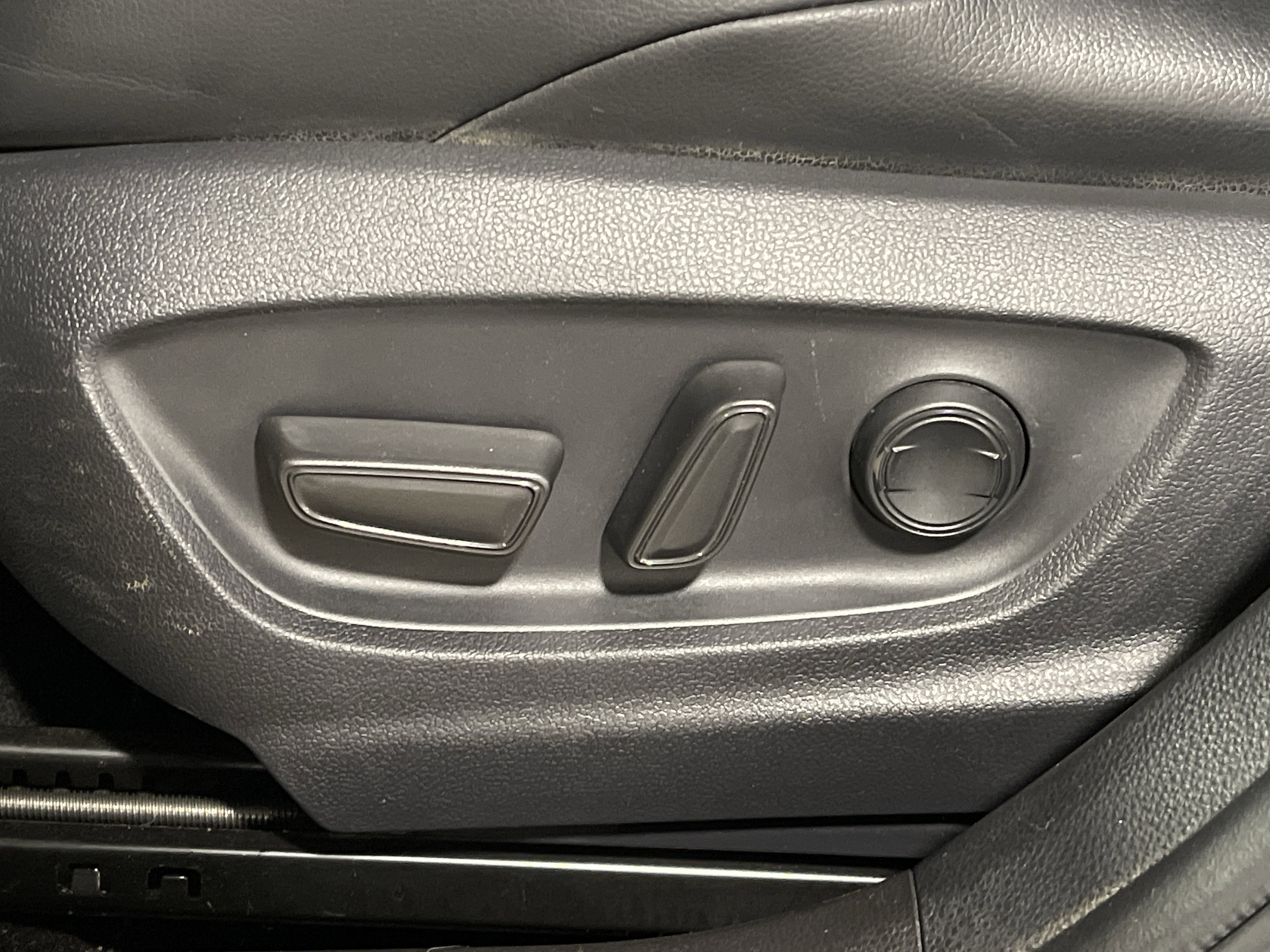 Used 2021 Toyota Corolla XSE image 10