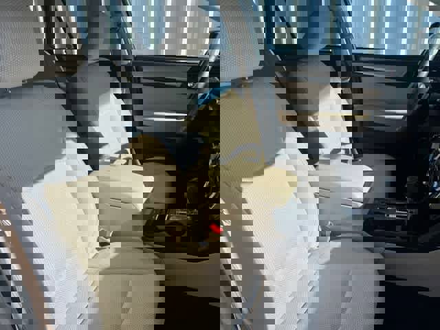 Used 2019 Subaru Outback 2.5i Premium w/ Popular Package #2 AWD/4WD image 21