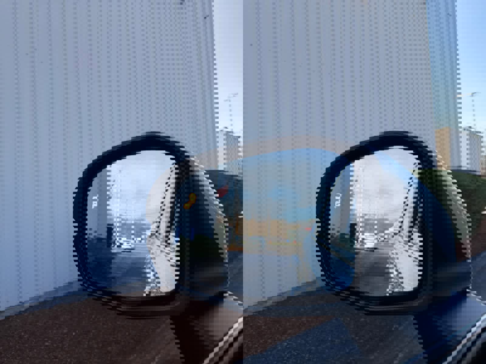 Used 2023 Honda CR-V EX image 22