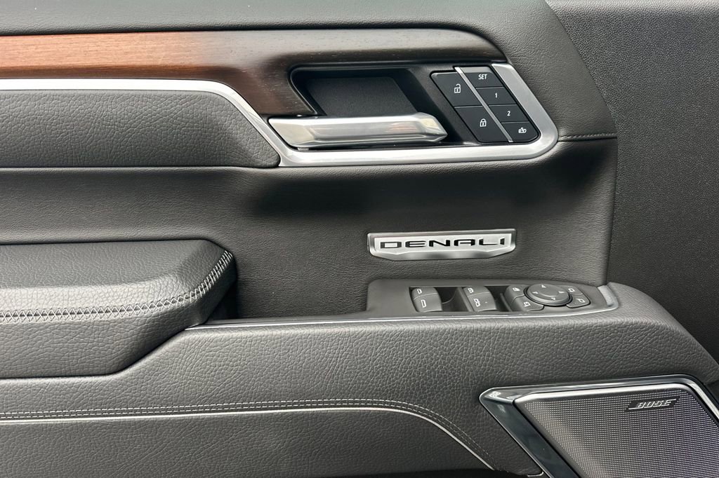 Used 2025 GMC Sierra 1500 Denali image 11