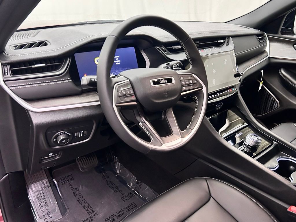 New 2026 Jeep Grand Cherokee L Limited AWD/4WD image 11