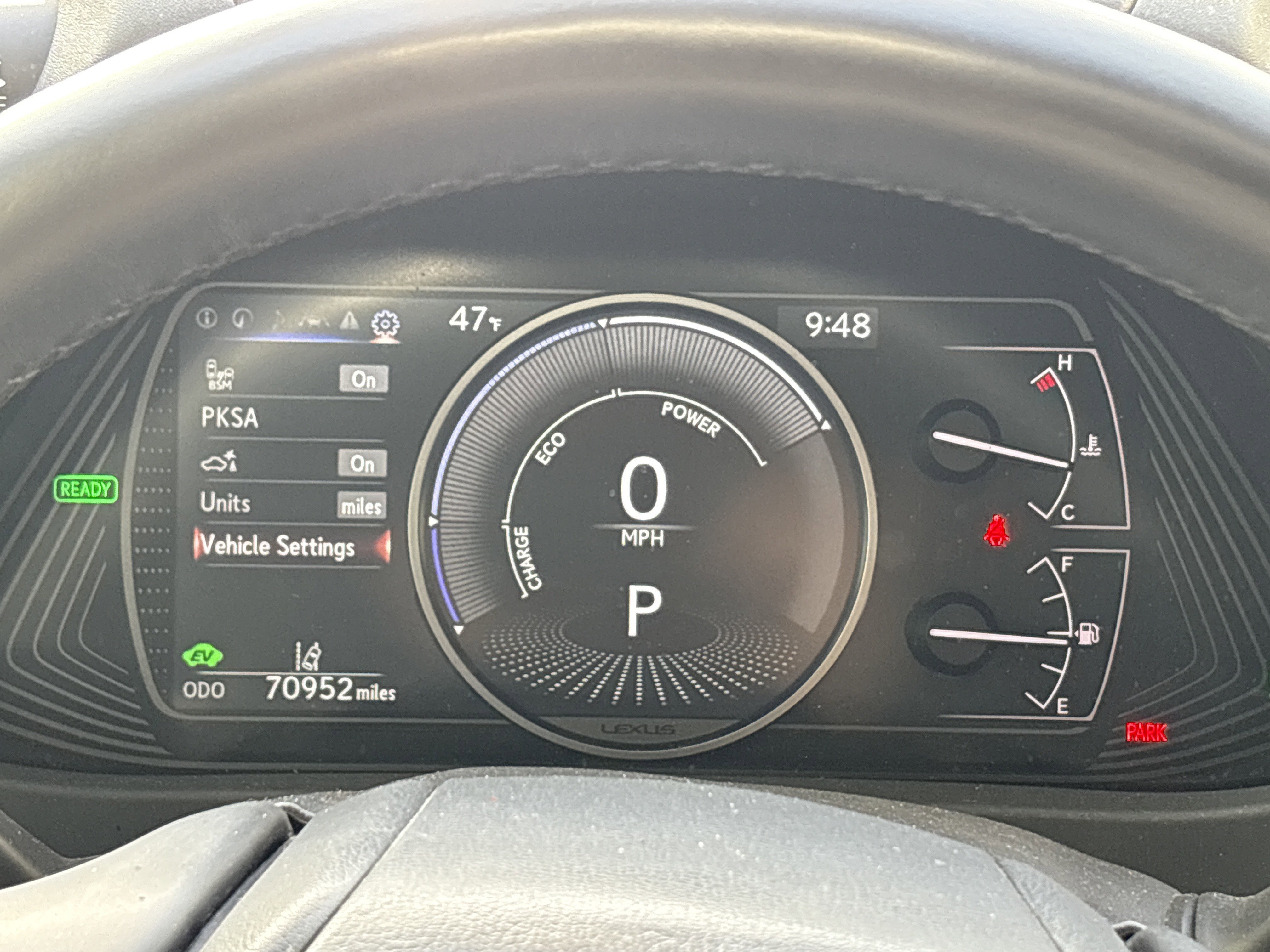 Used 2024 Lexus UX 250h AWD w/ Premium Package image 20