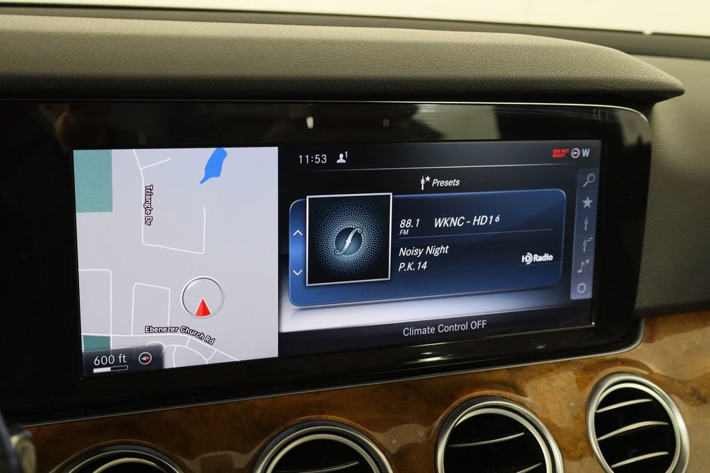 Used 2017 Mercedes-Benz E 300 4MATIC image 34