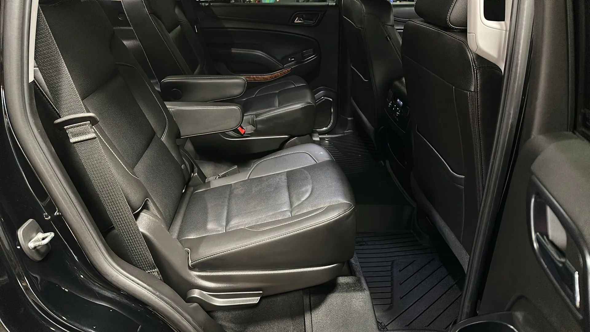 Used 2019 Chevrolet Tahoe Premier image 19