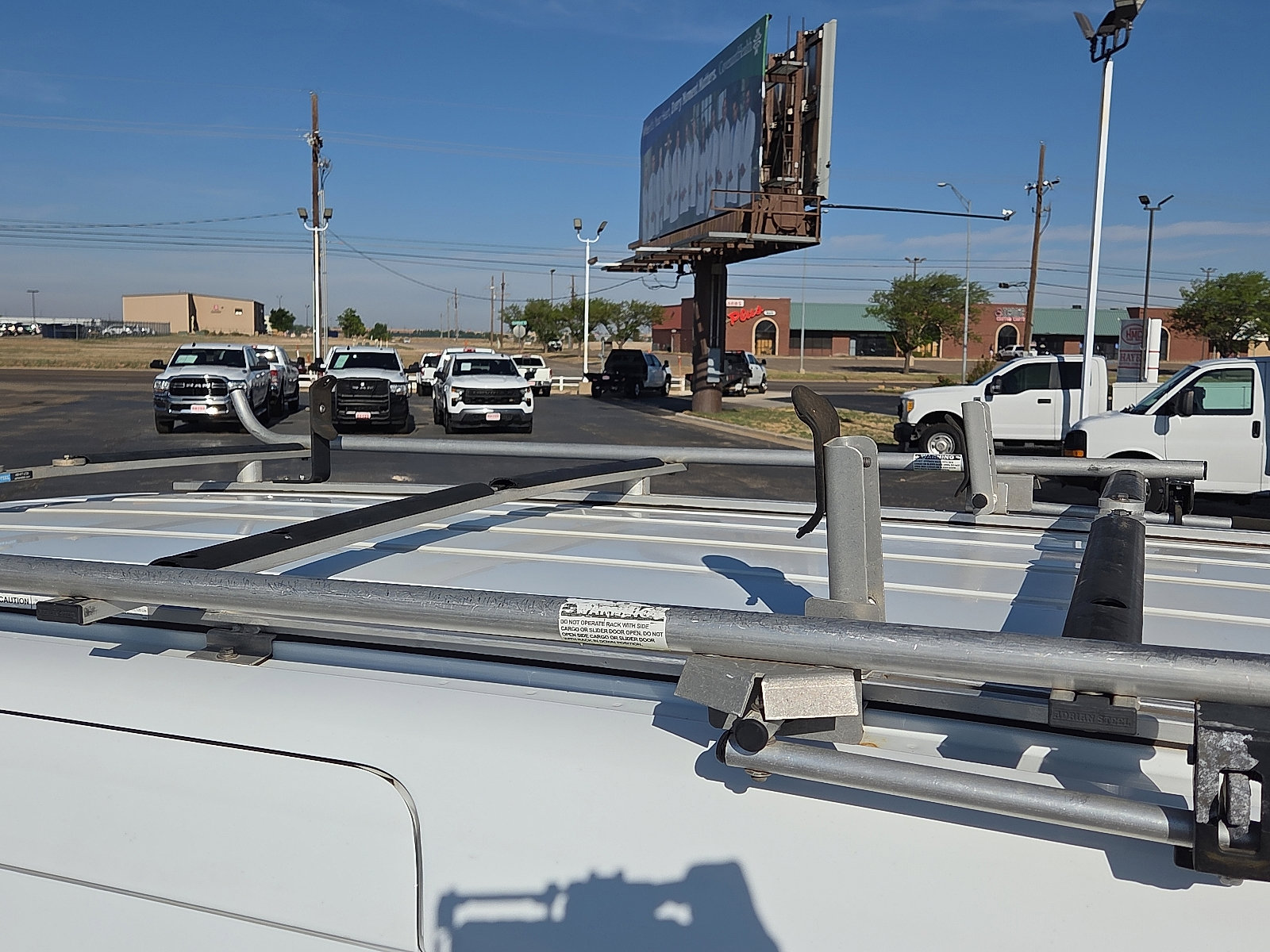 Used 2018 Ford Transit Connect XL image 9