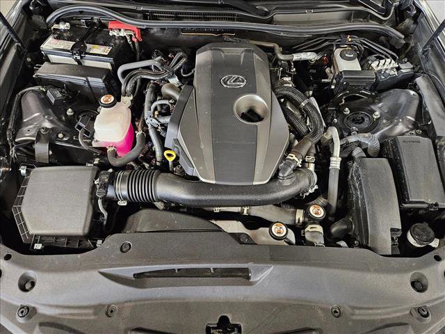 Used 2023 Lexus IS 300 w/ Comfort Package RWD image 21