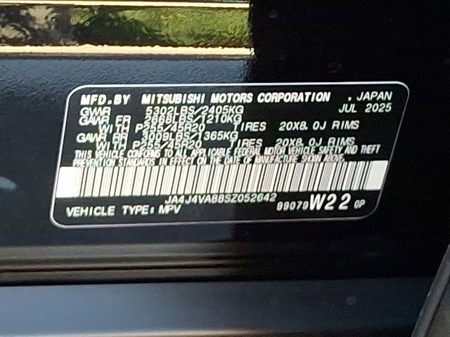 New 2025 Mitsubishi Outlander SE image 15